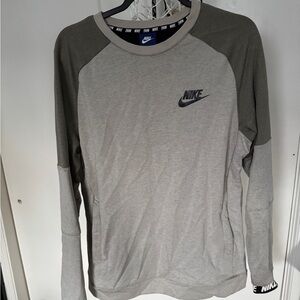 Nike Gray and Olive Long Sleeve Shirt